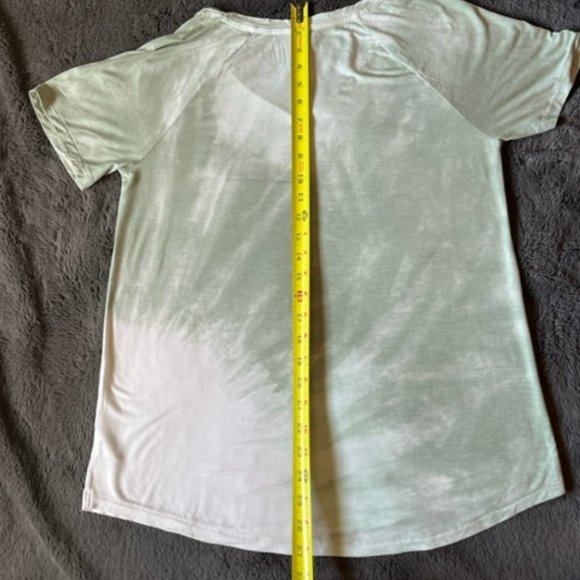 2/$40 American Eagle Outfitters AEO Soft & Sexy Tye Dye Tshirt Ladies Size S - Picture 5 of 8